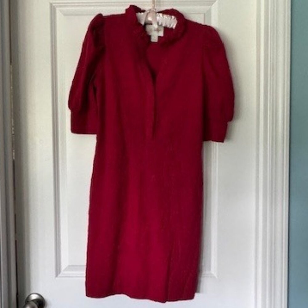 Lilly Pulitzer ruby red V-neck dress, quilted with puffed gathered sleeves Small